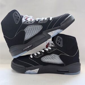 Nike Black and Grey High-Top Basketball Sneakers